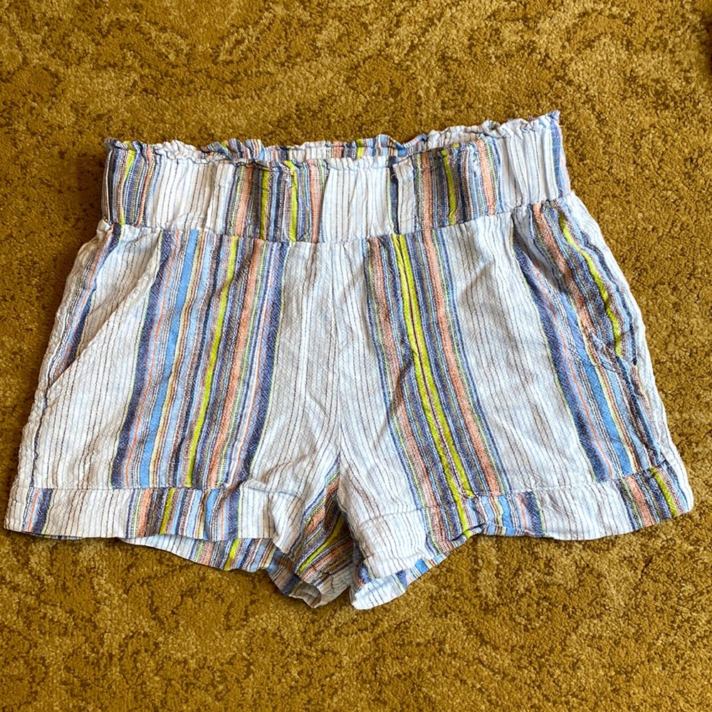 Women’s Linen shirts size Small